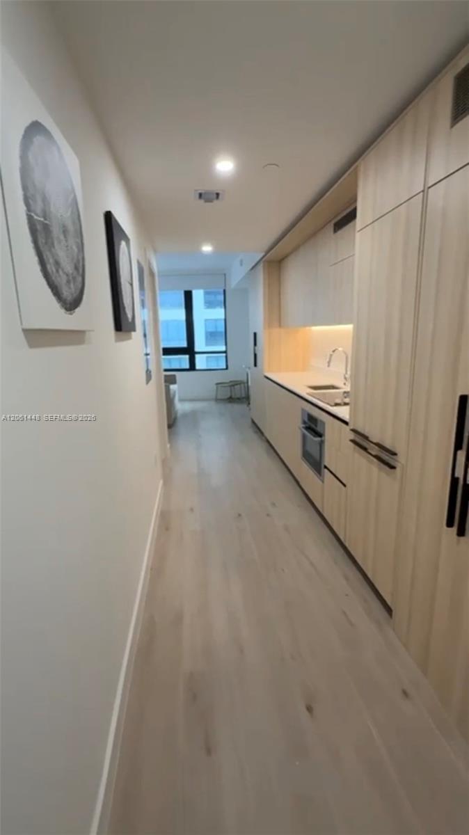 225 N Miami Ave Unit: 1506
