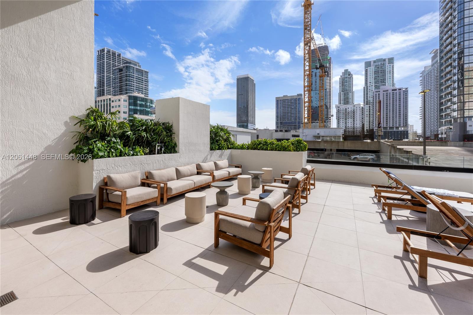 225 N Miami Ave Unit: 1506