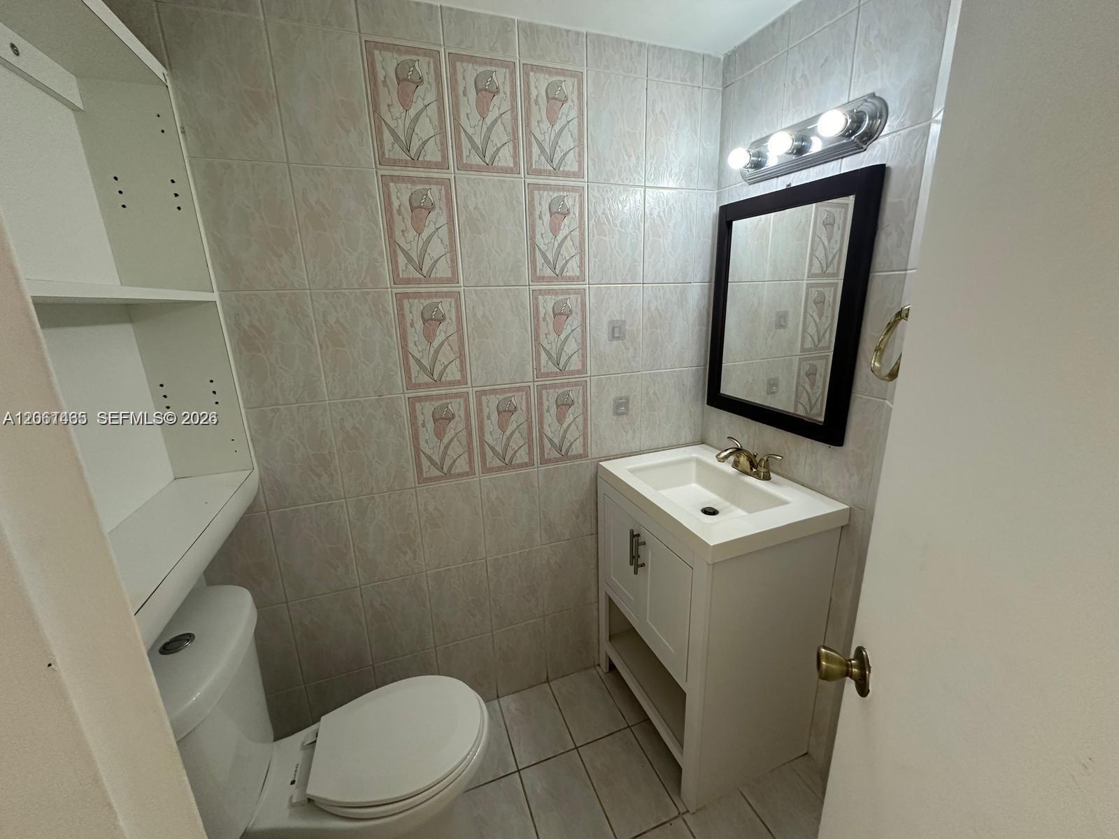 999 Brickell Bay Dr # 1408