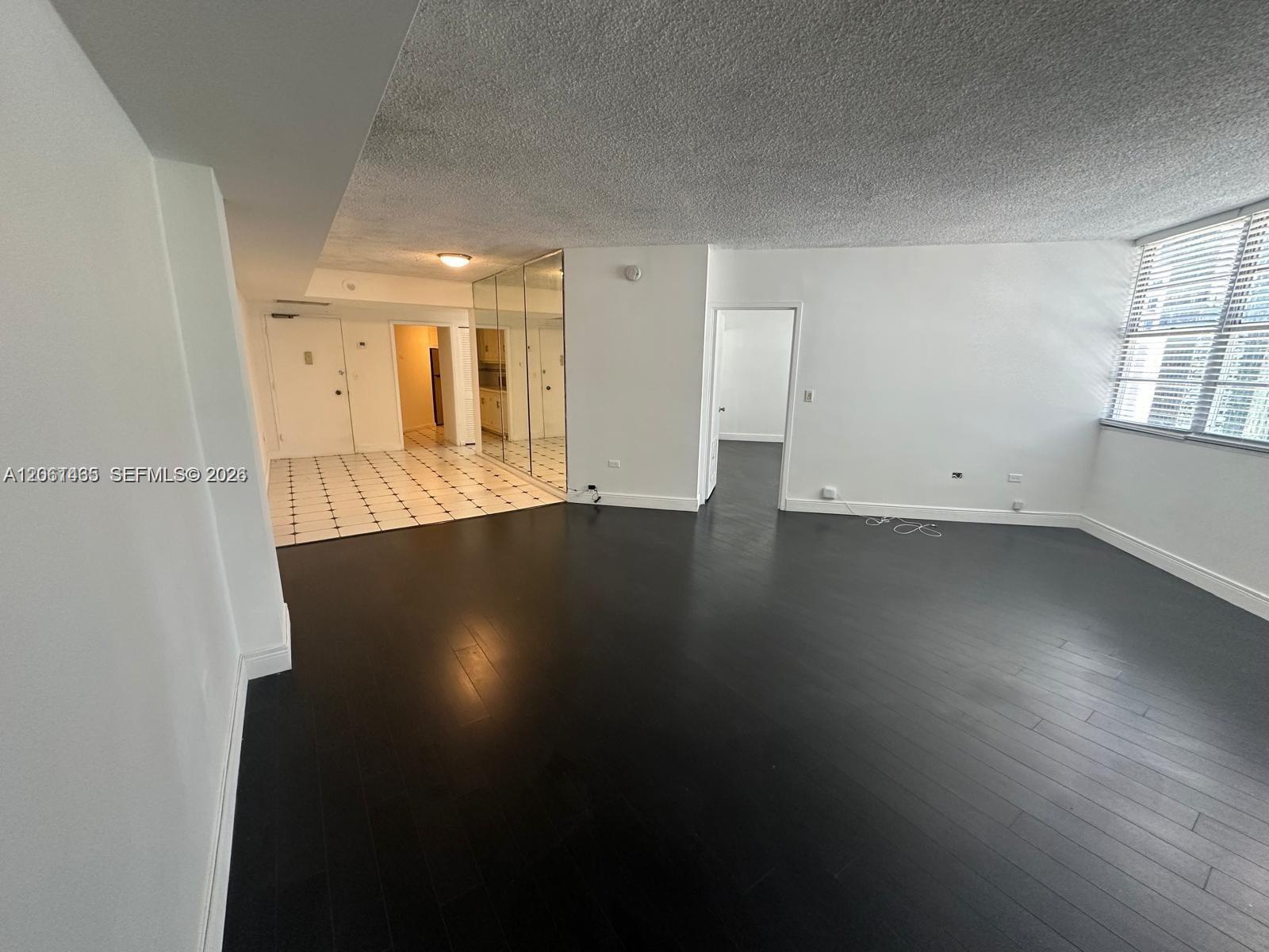 999 Brickell Bay Dr # 1408