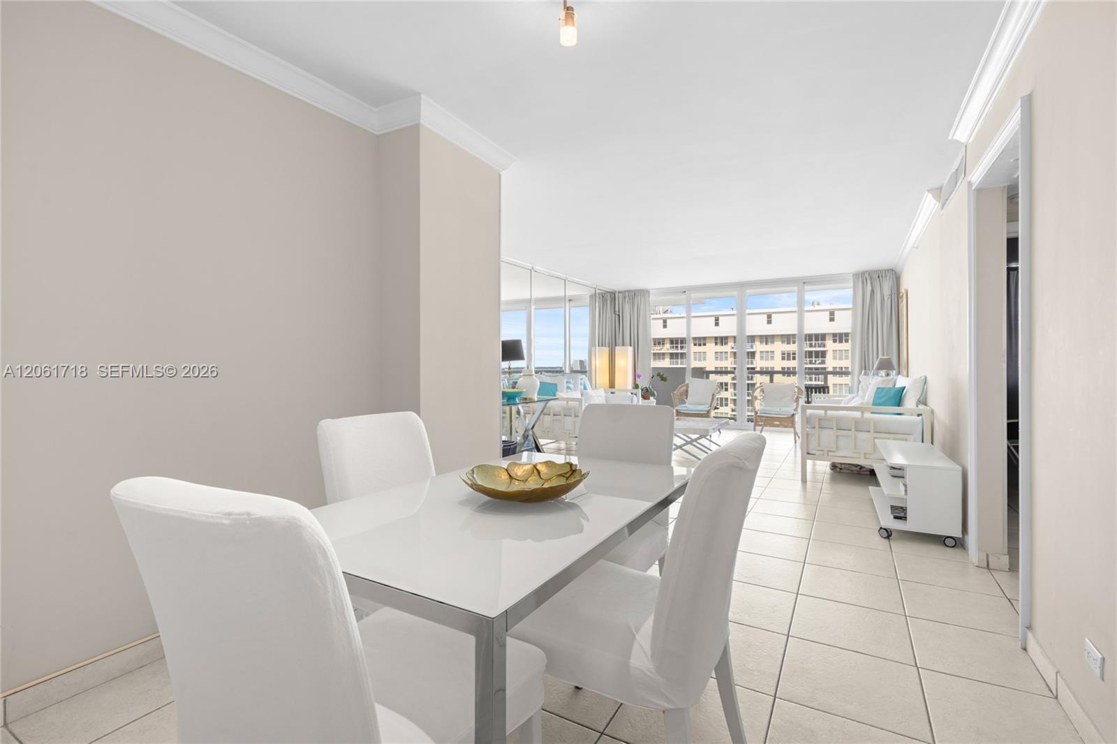 5601 Collins Ave # 1515