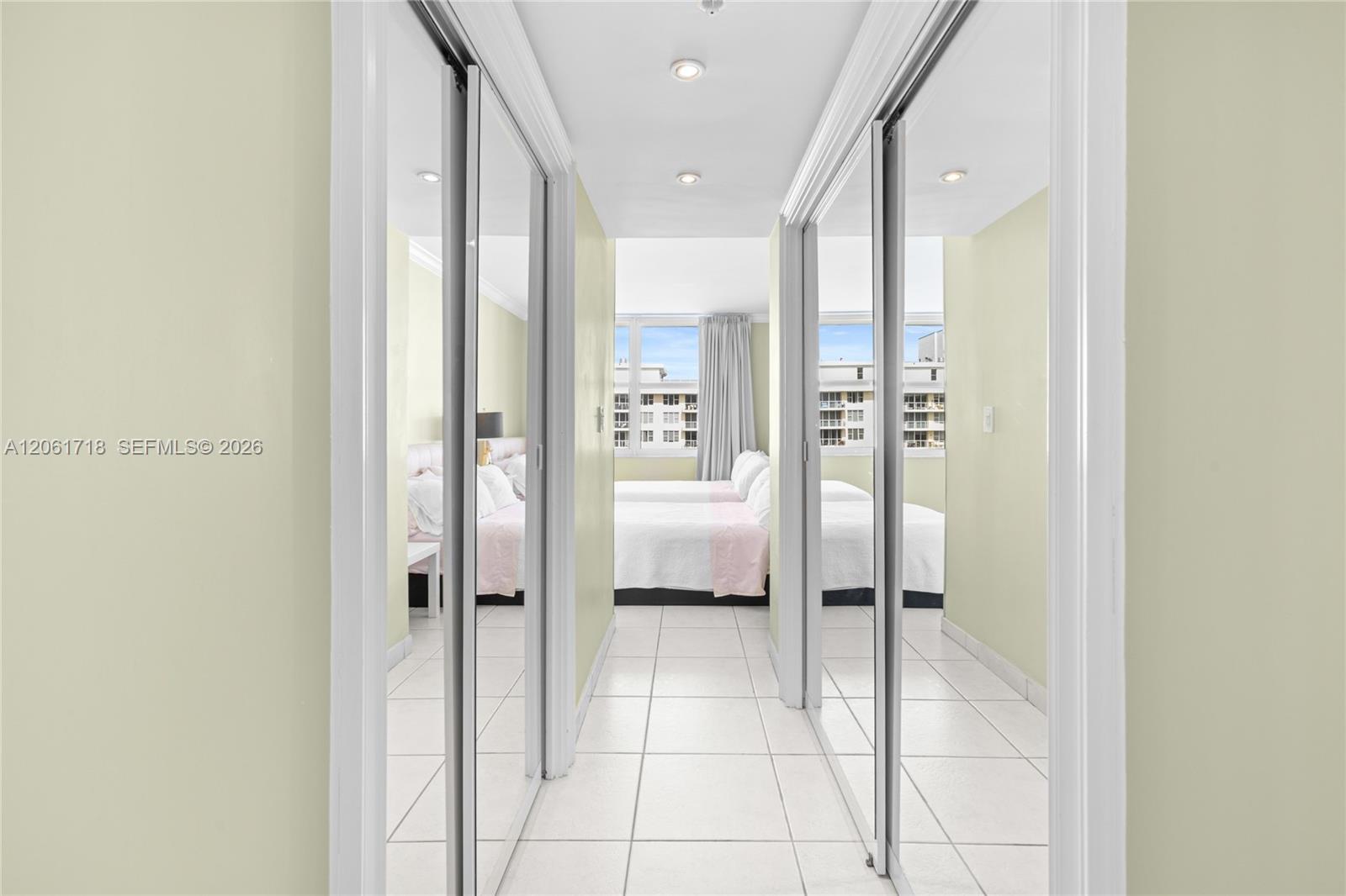 5601 Collins Ave # 1515