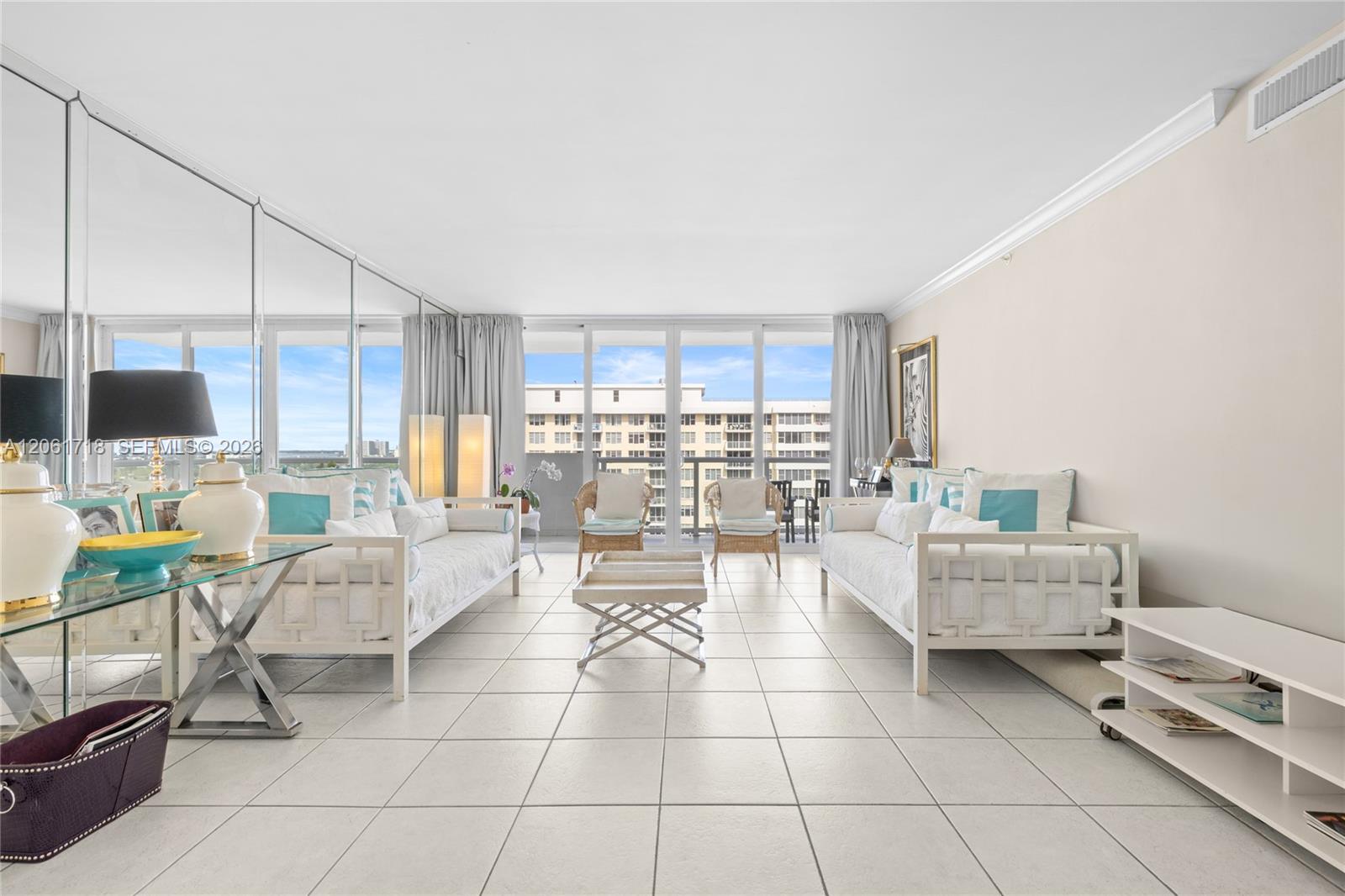 5601 Collins Ave # 1515