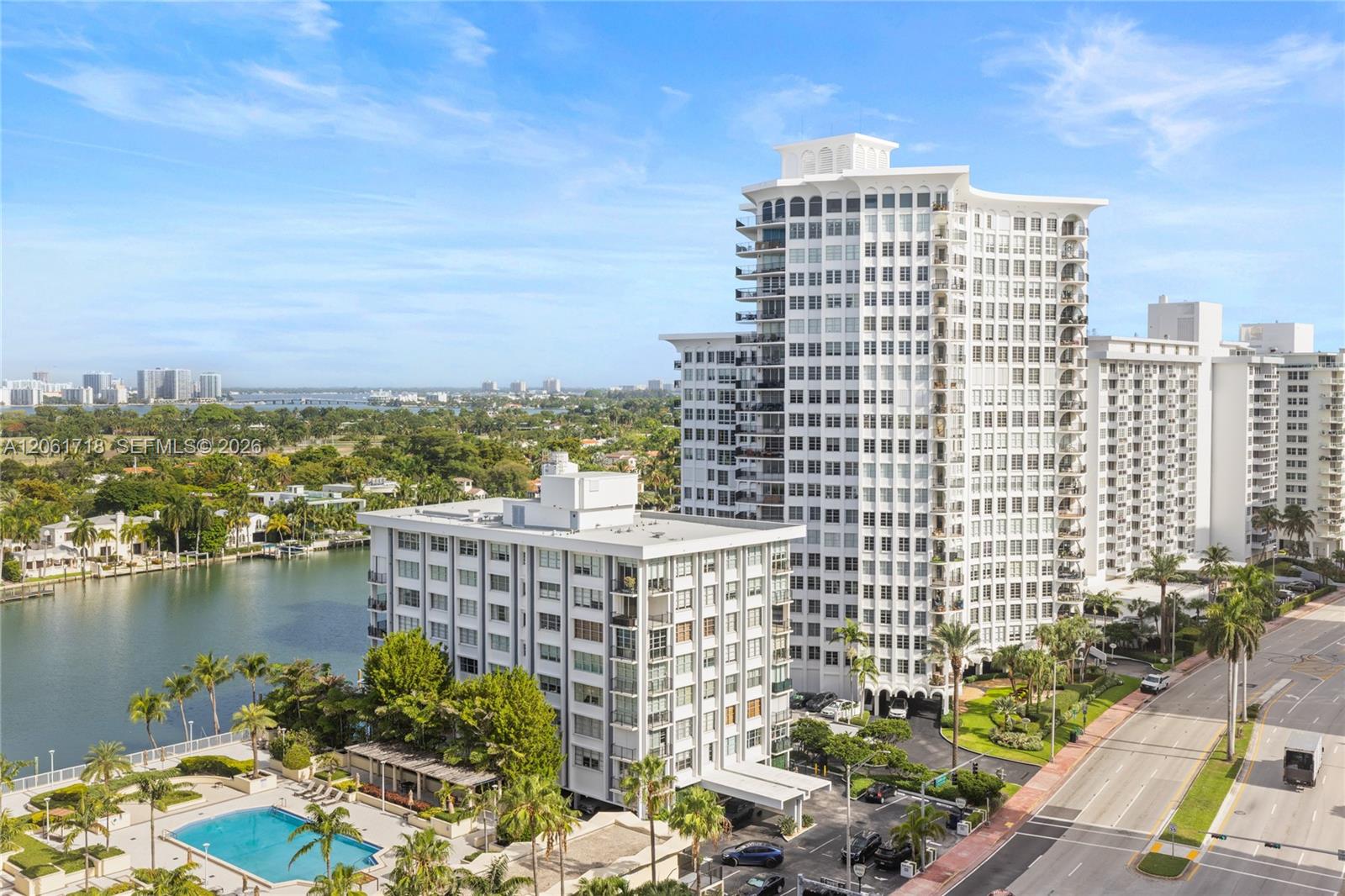 5601 Collins Ave # 1515