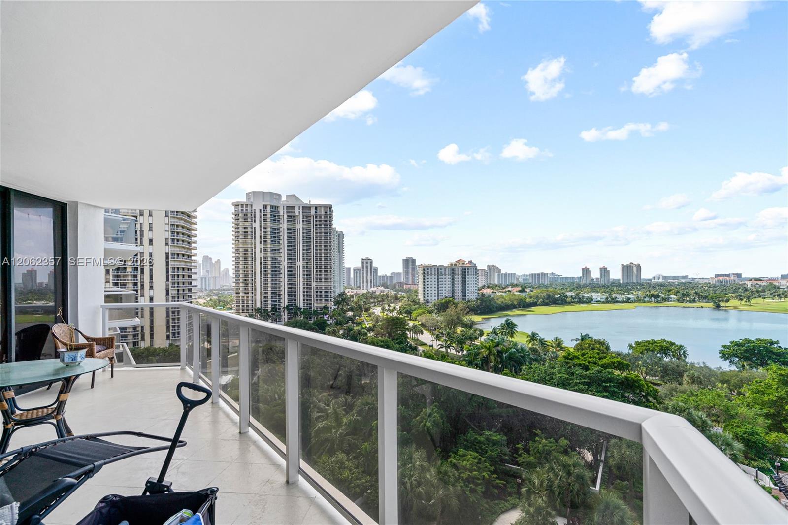 20281 E Country Club Dr # 909