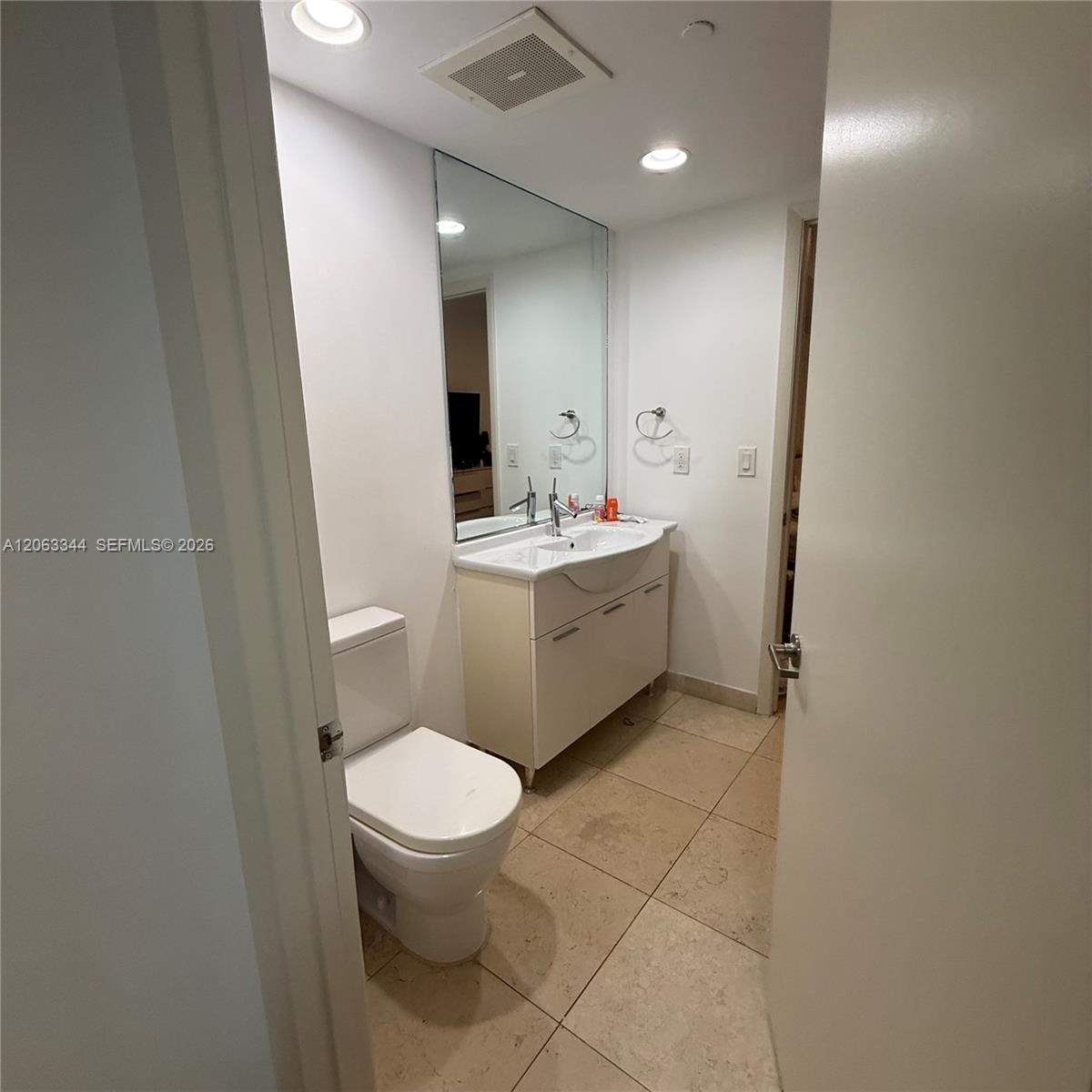 475 BRICKELL AVE # 4909