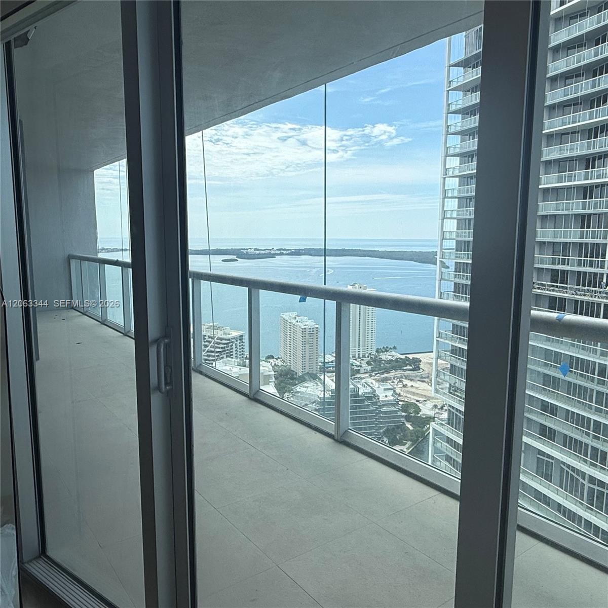 475 BRICKELL AVE # 4909