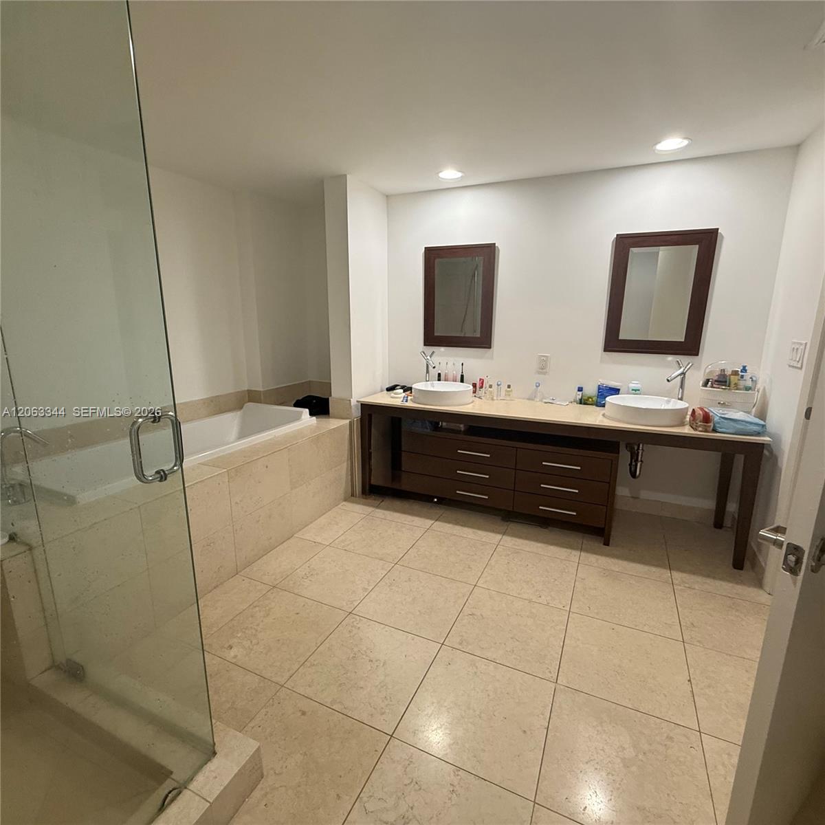 475 BRICKELL AVE # 4909