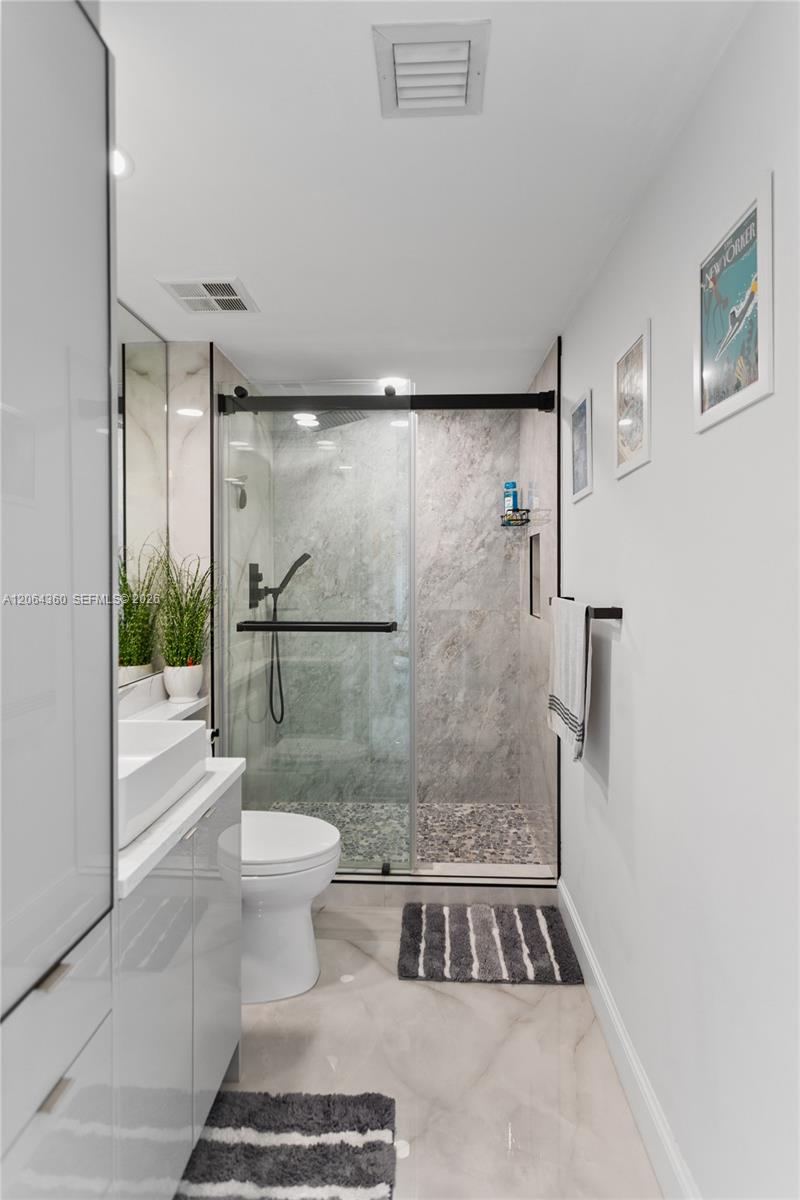 325 S Biscayne Blvd # 3421