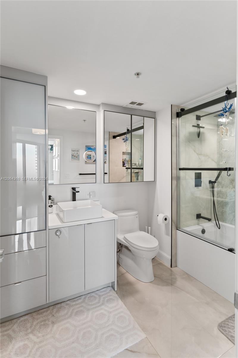325 S Biscayne Blvd # 3421