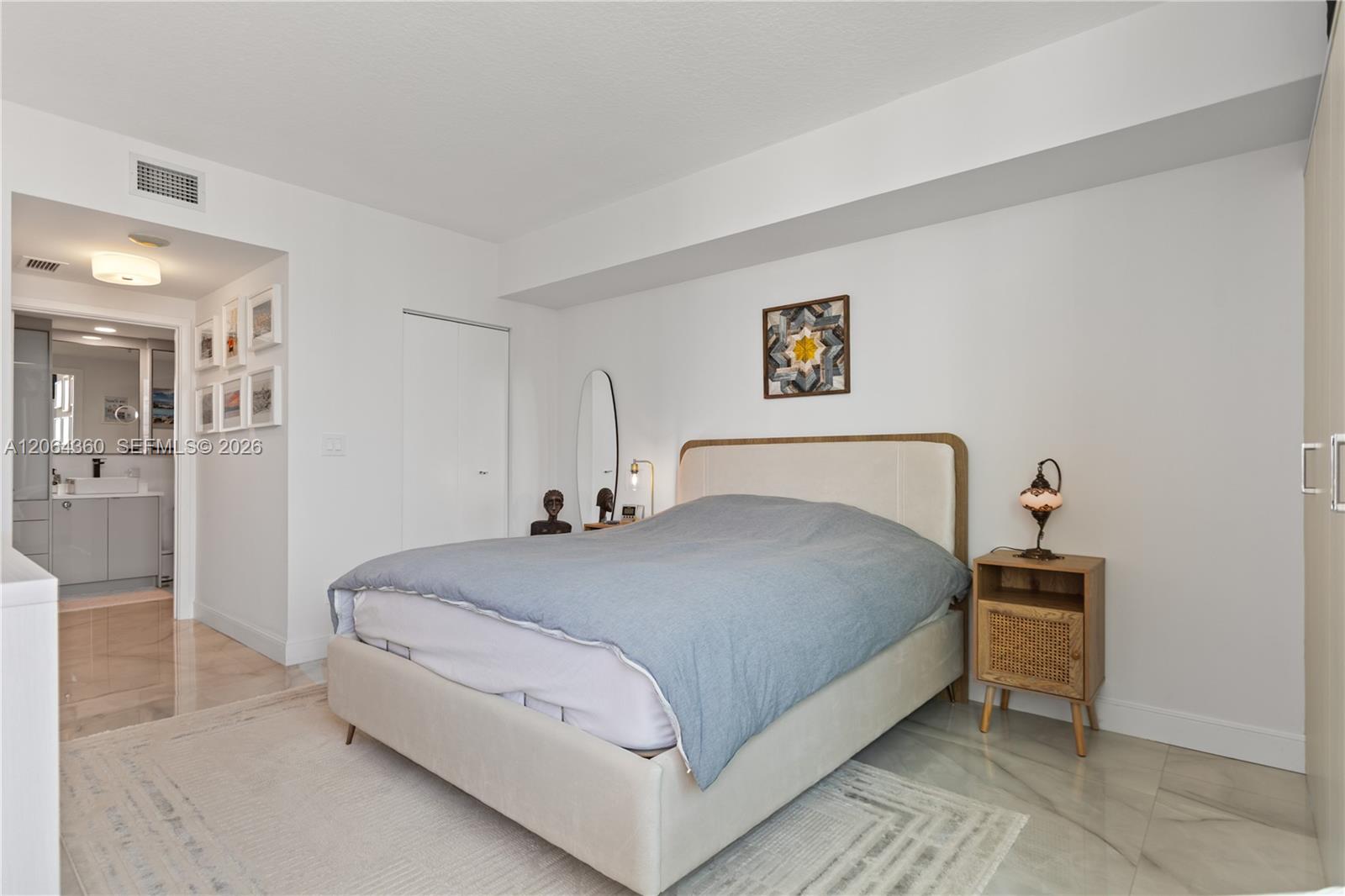 325 S Biscayne Blvd # 3421