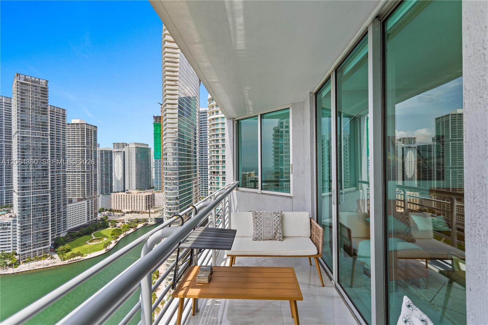 325 S Biscayne Blvd # 3421