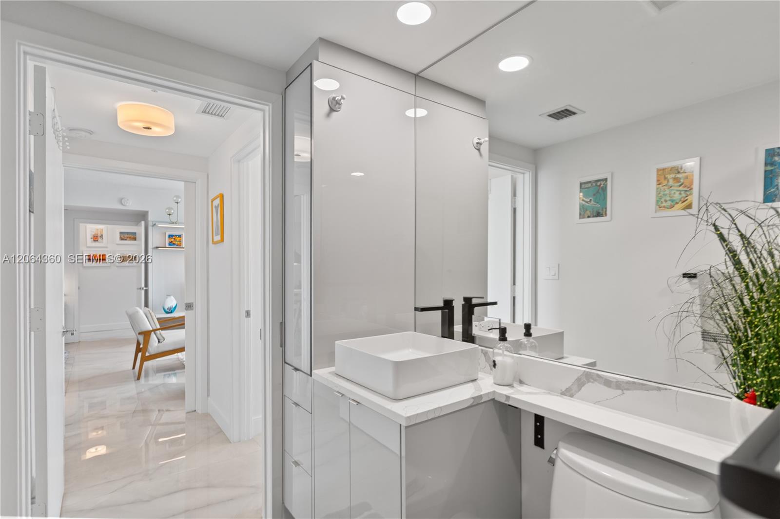 325 S Biscayne Blvd # 3421