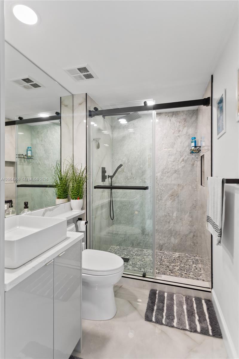 325 S Biscayne Blvd # 3421