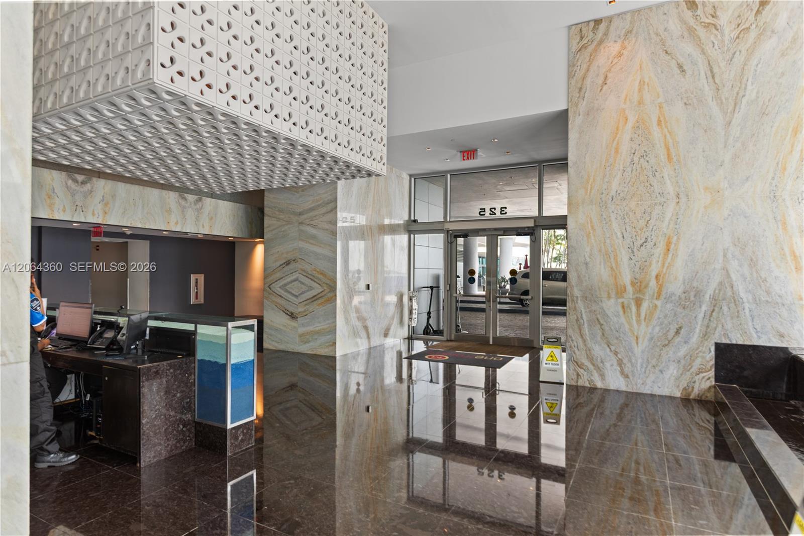 325 S Biscayne Blvd # 3421