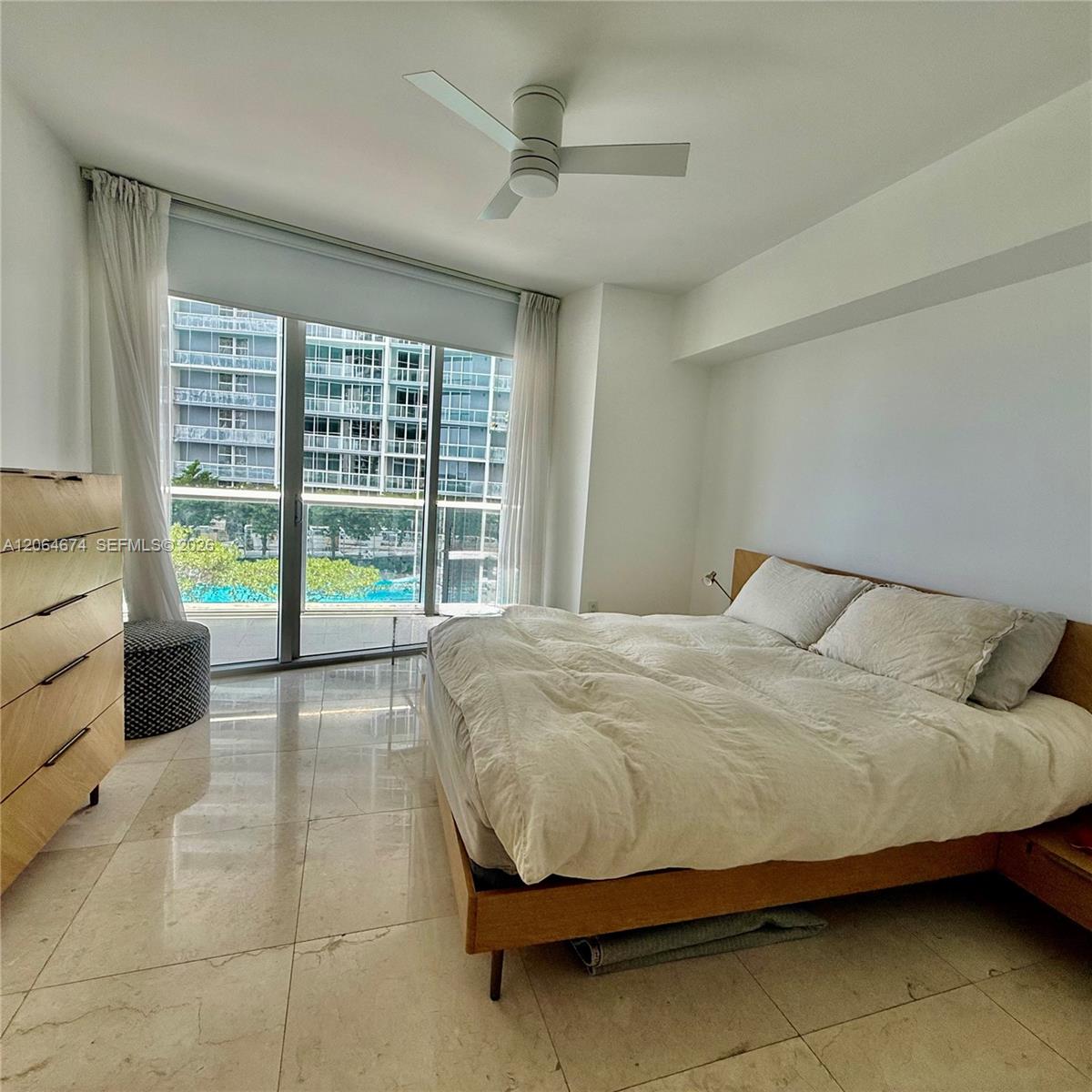 475 Brickell Ave # 1609