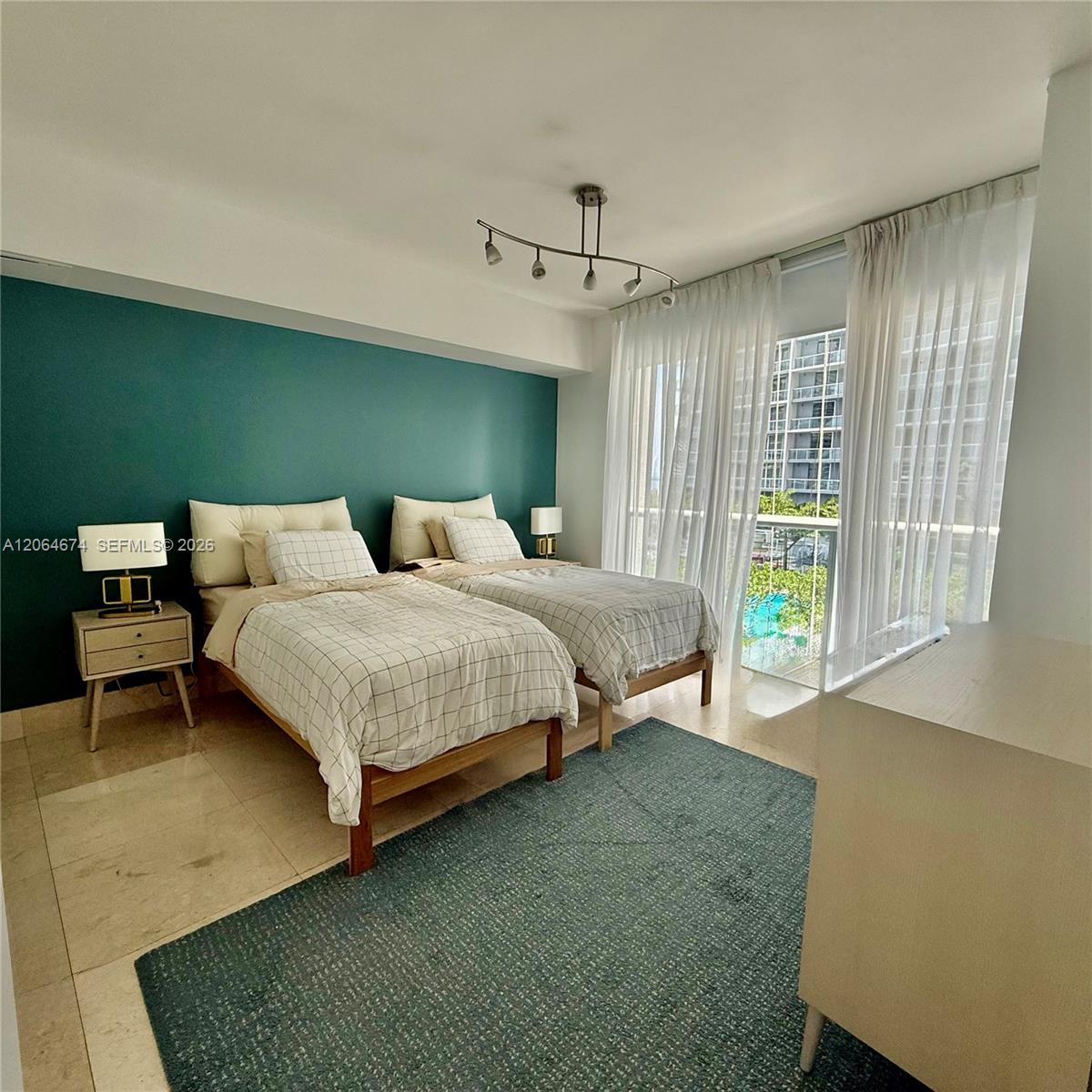 475 Brickell Ave # 1609