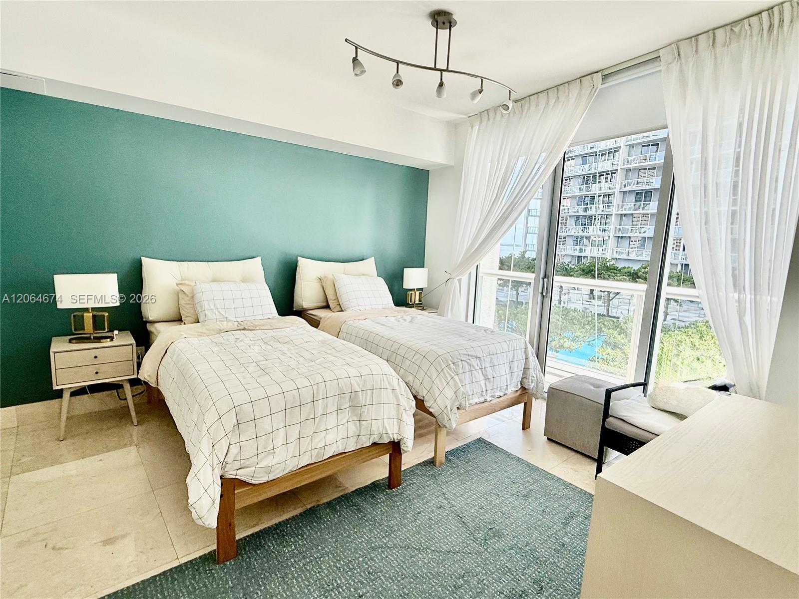 475 Brickell Ave # 1609
