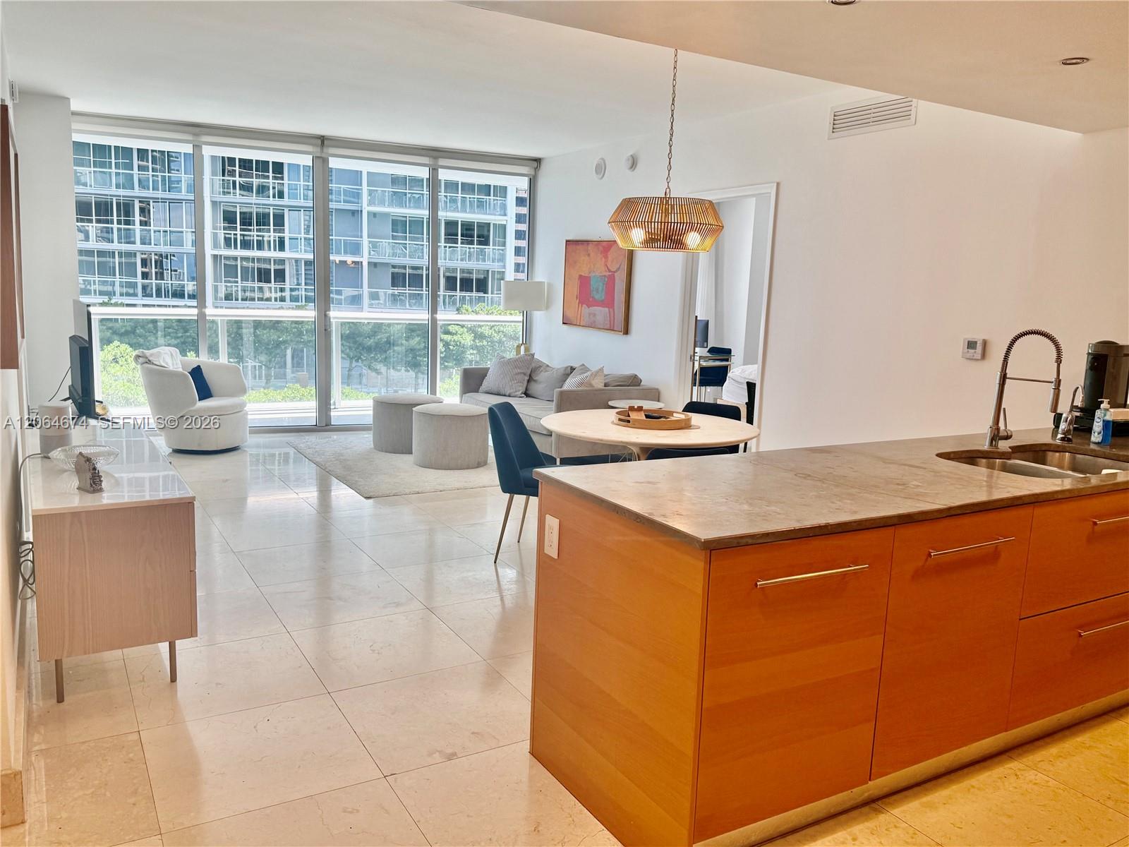 475 Brickell Ave # 1609