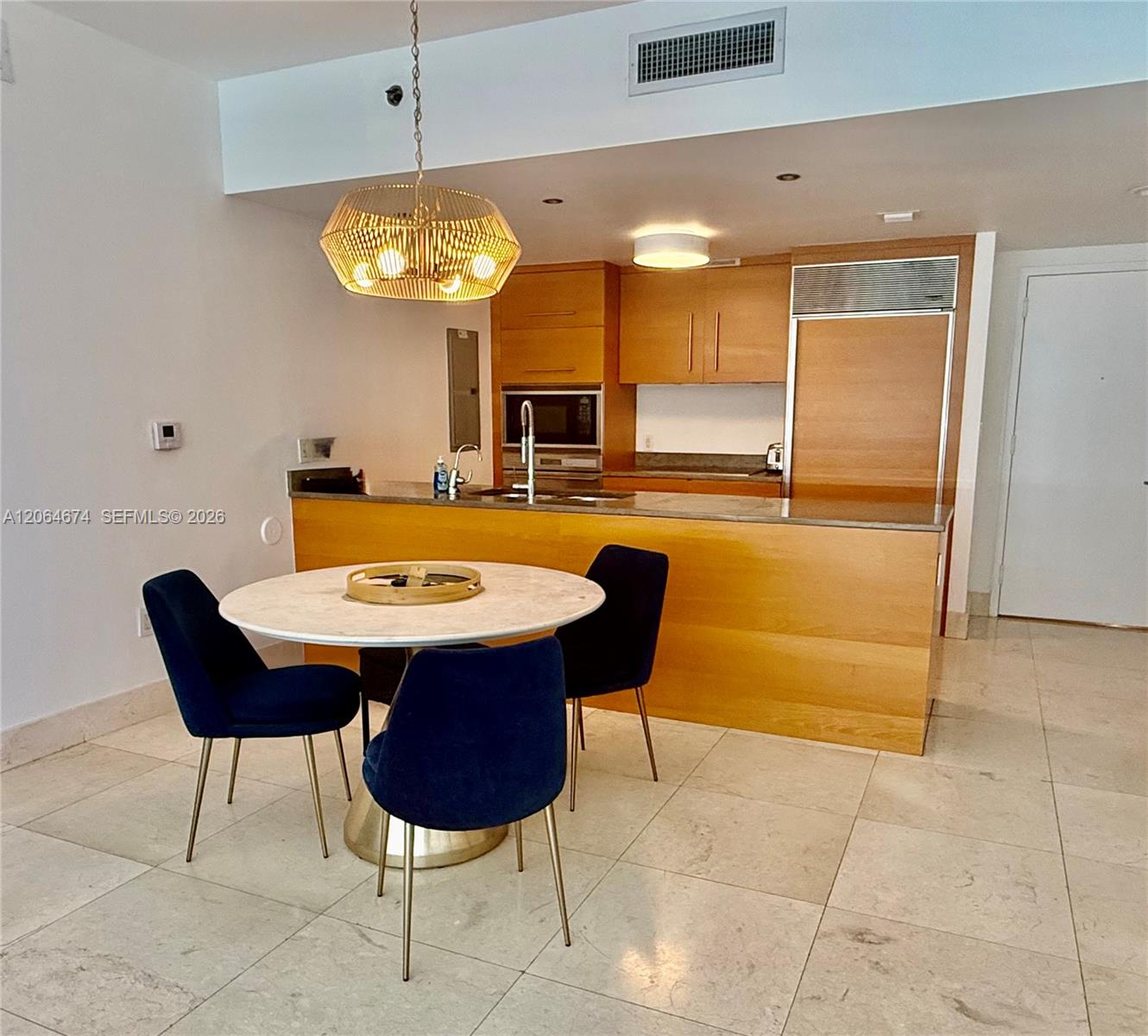 475 Brickell Ave # 1609