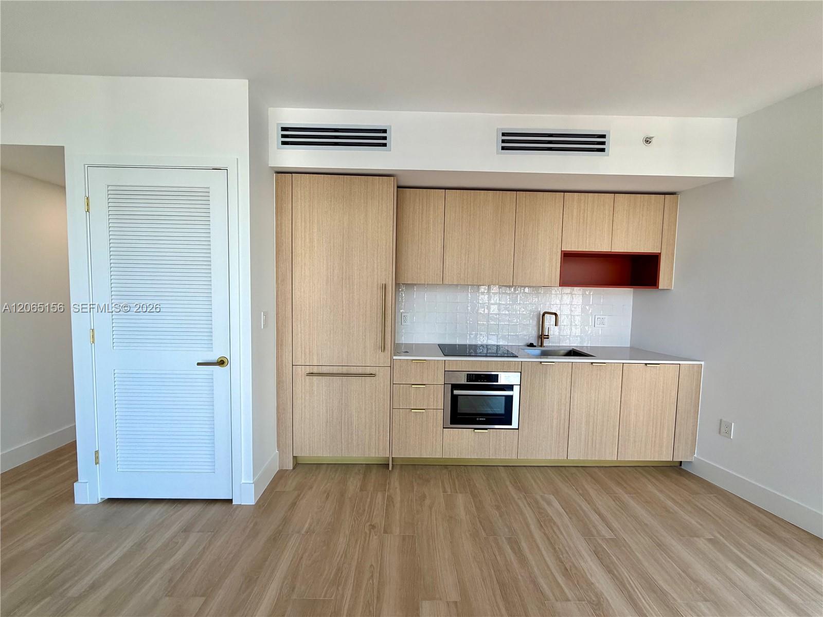 90 NE 32nd ST # 712