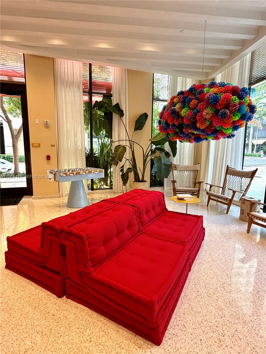 90 NE 32nd ST # 711