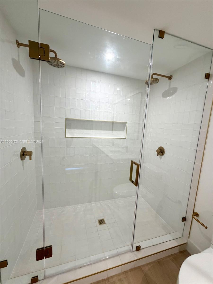 90 NE 32nd ST # 711