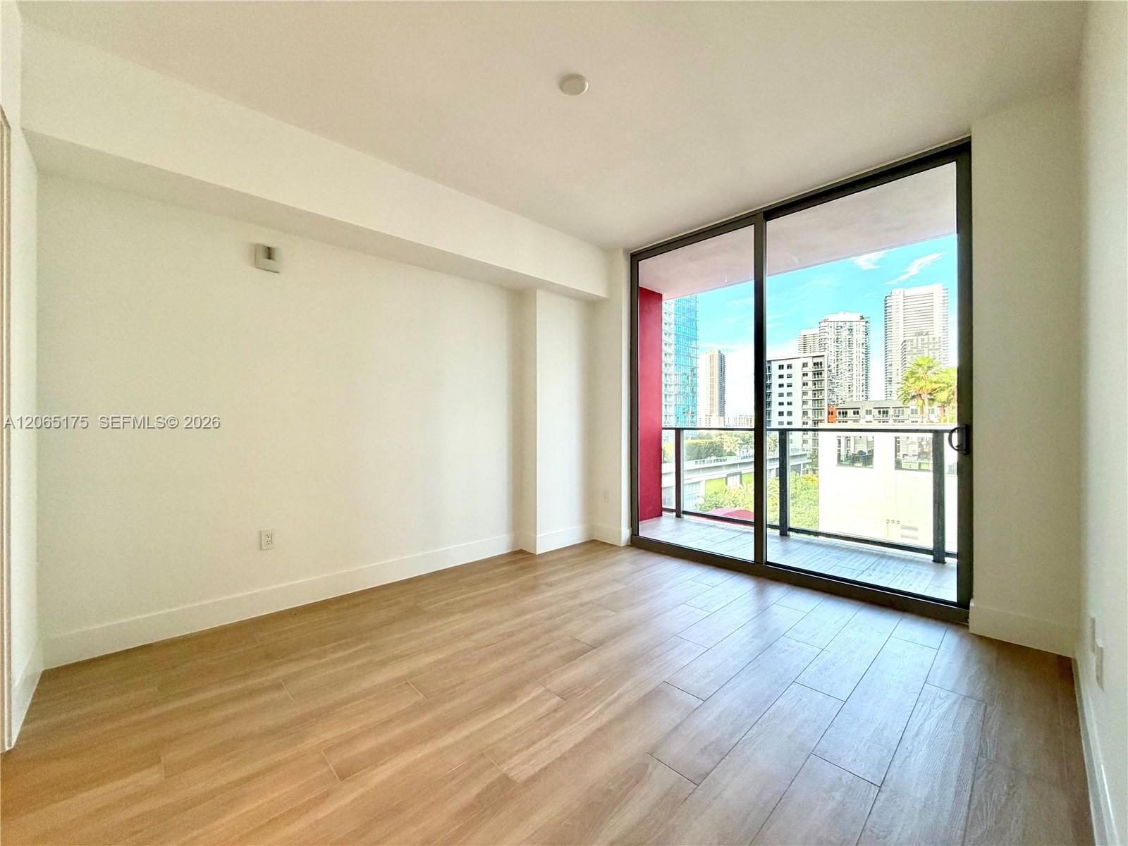 90 NE 32nd ST # 711