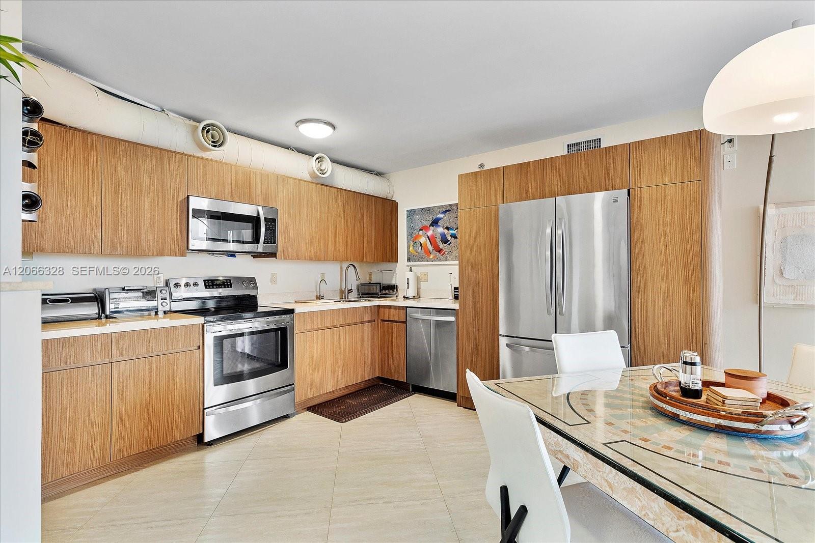 3610 Yacht Club Dr # 1114