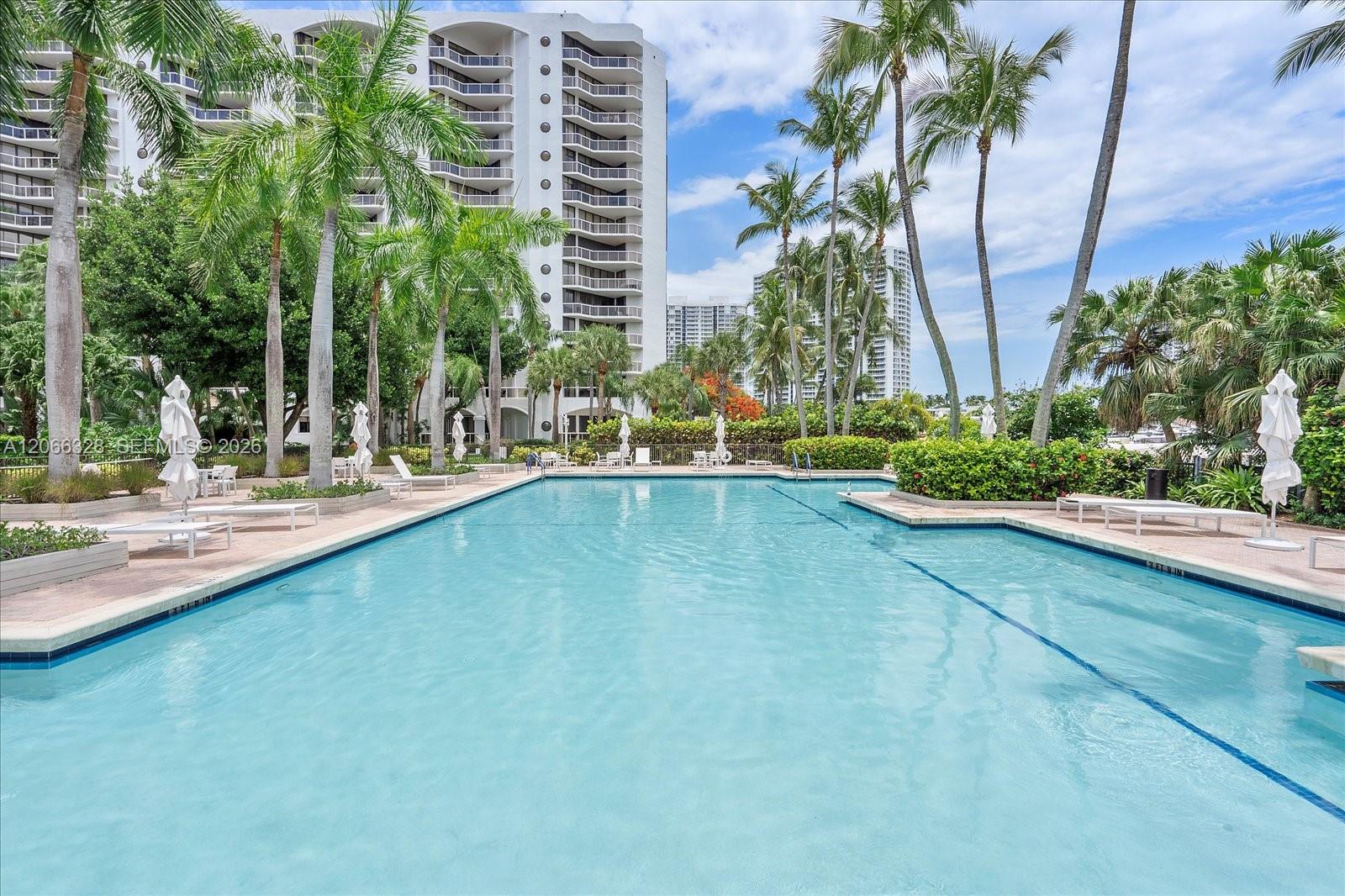 3610 Yacht Club Dr # 1114