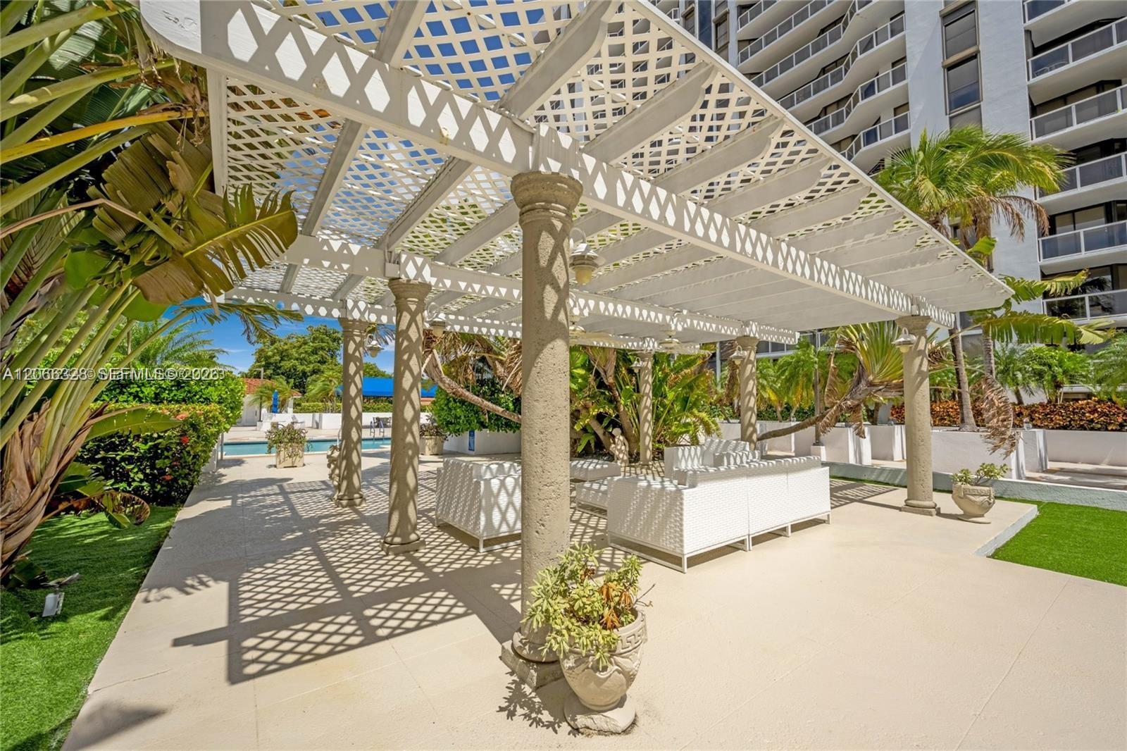 3610 Yacht Club Dr # 1114