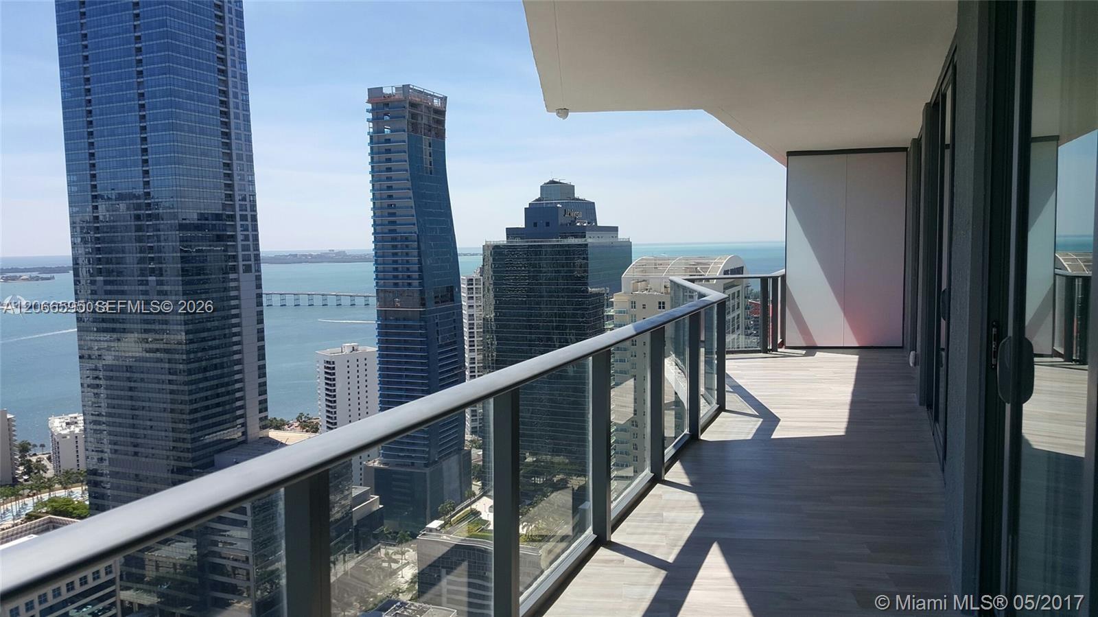 1300 S MIAMI AV Unit: 4002
