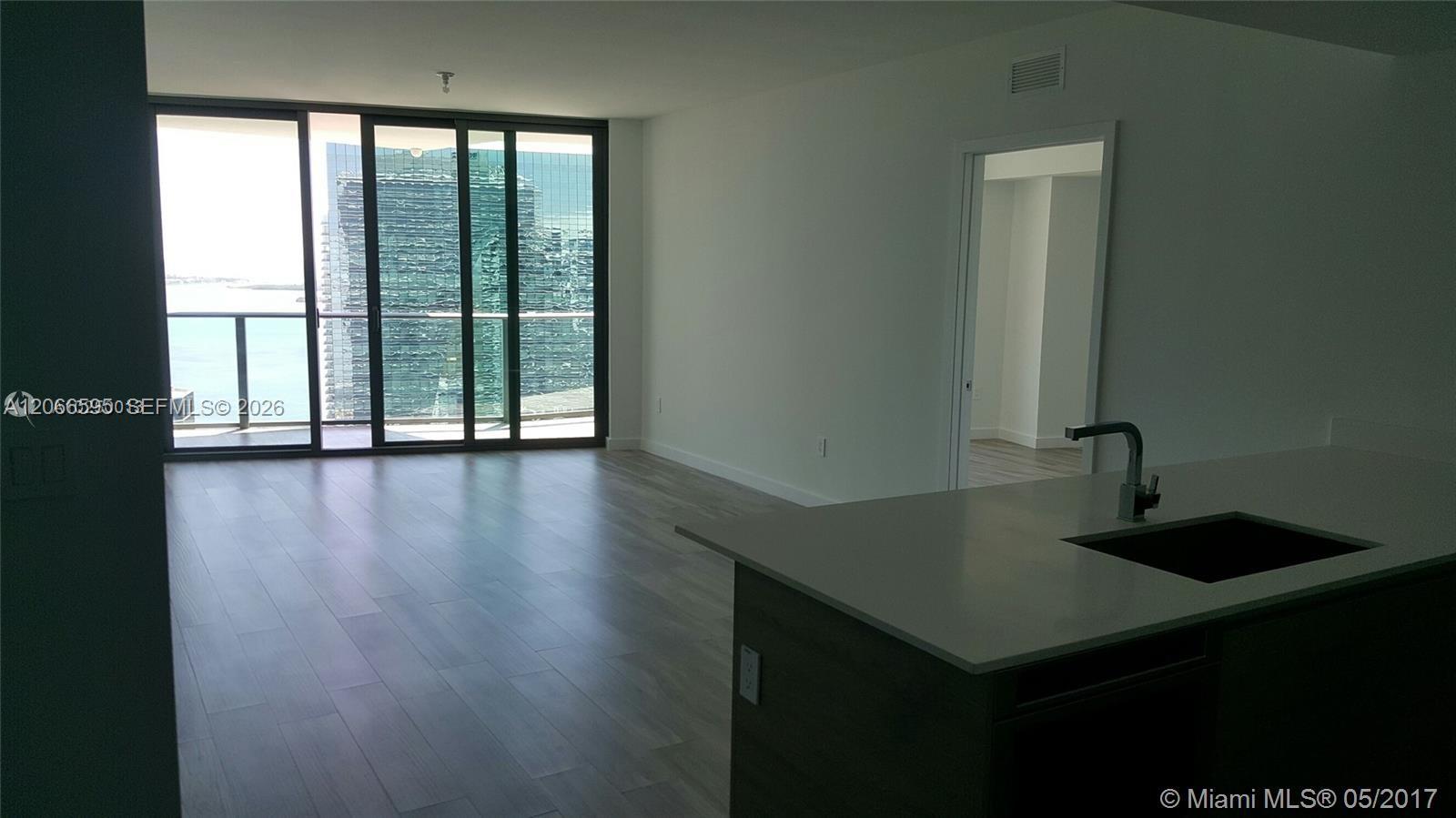 1300 S MIAMI AV Unit: 4002