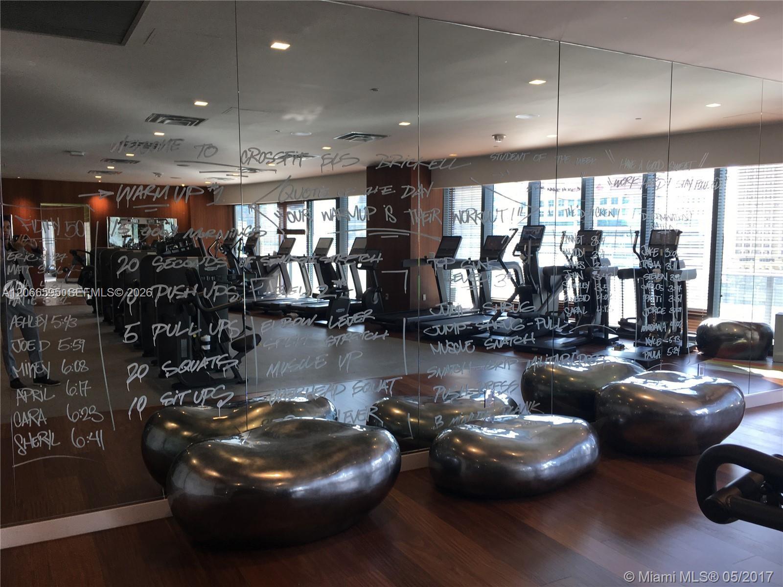 1300 S MIAMI AV Unit: 4002