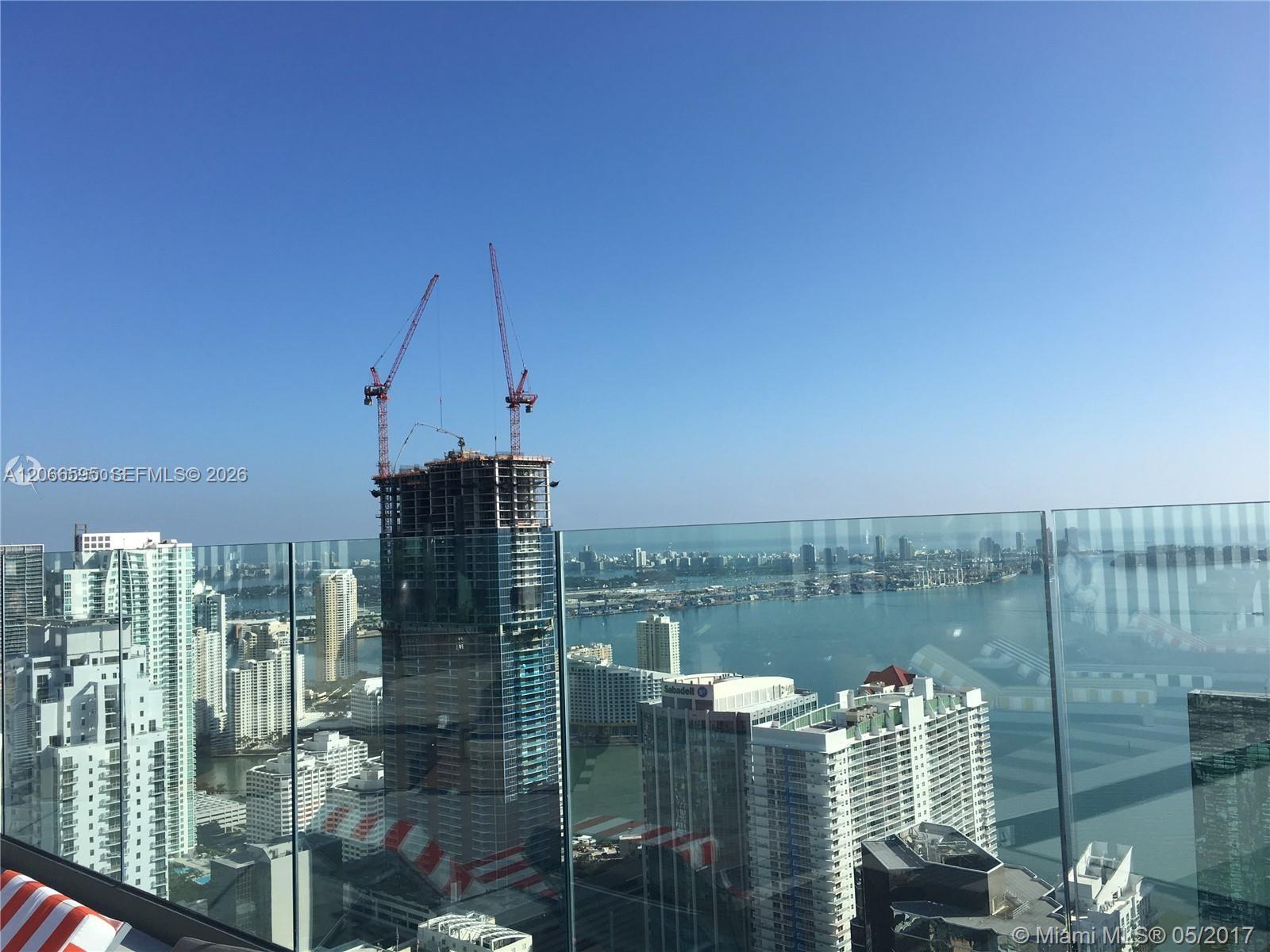 1300 S MIAMI AV Unit: 4002