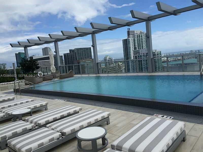 1100 S MIAMI AV Unit: 3908