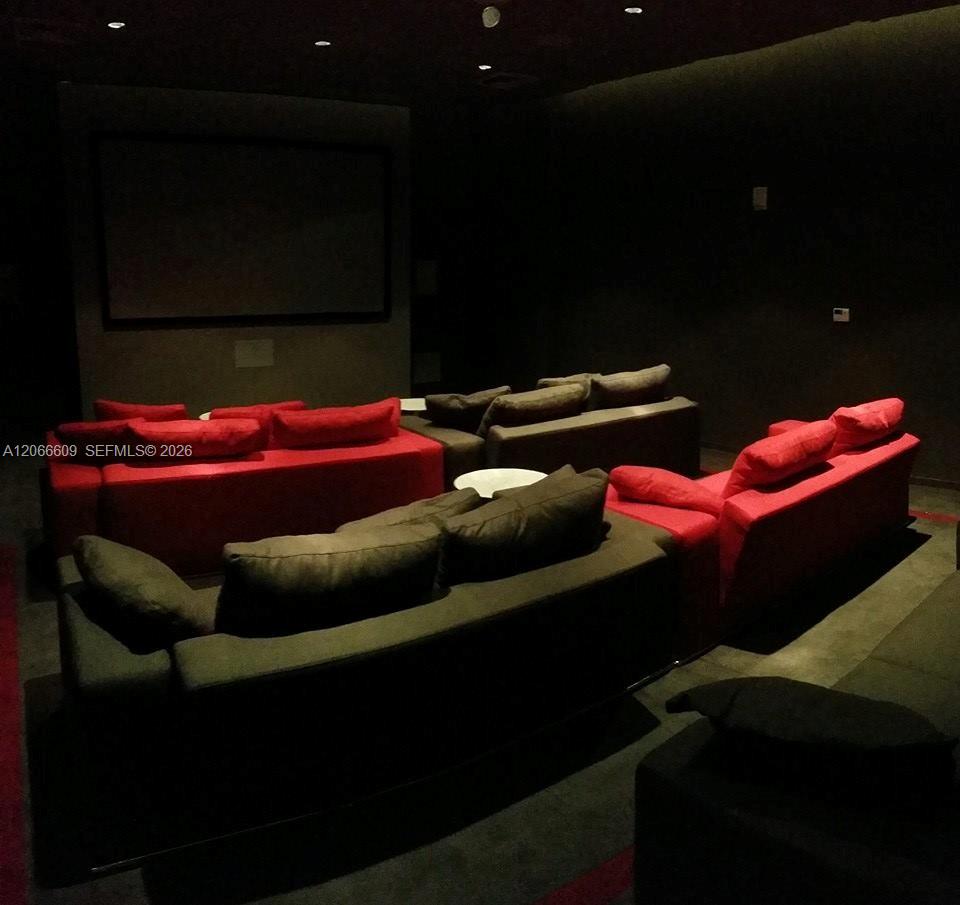 1100 S MIAMI AV Unit: 2911