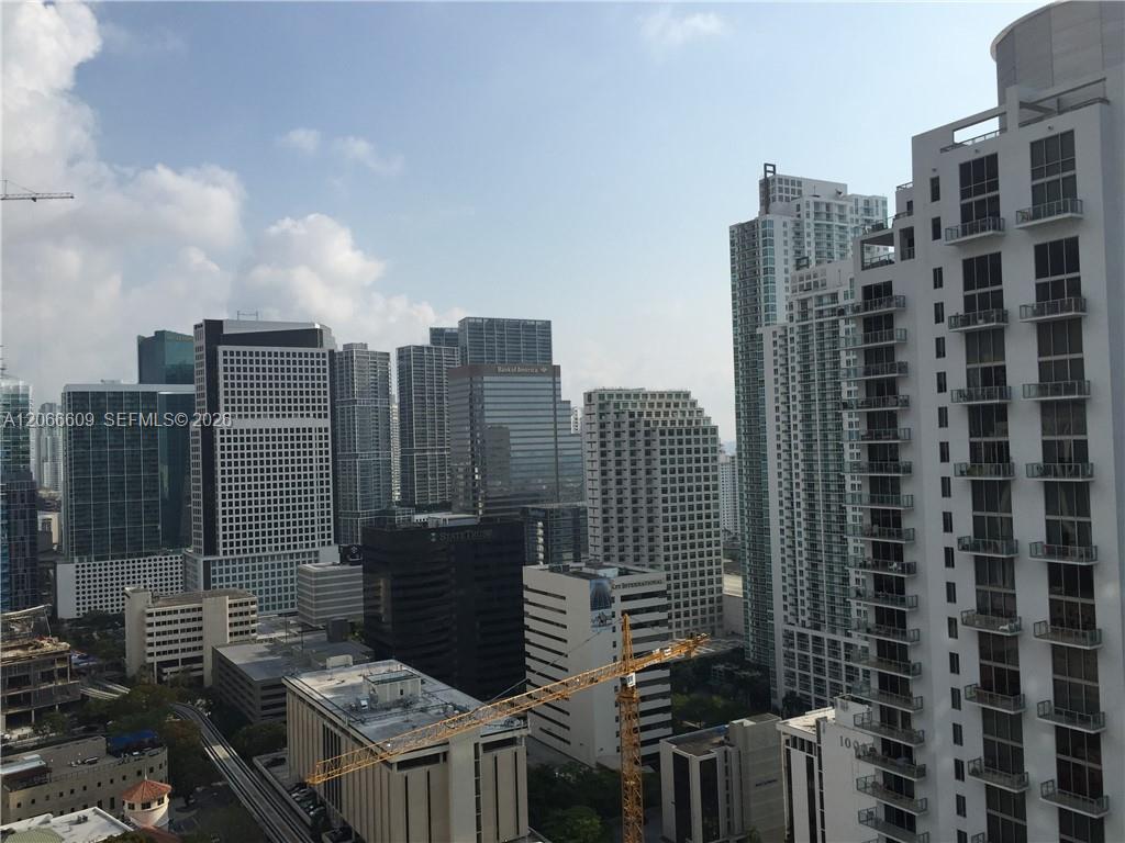 1100 S MIAMI AV Unit: 2911