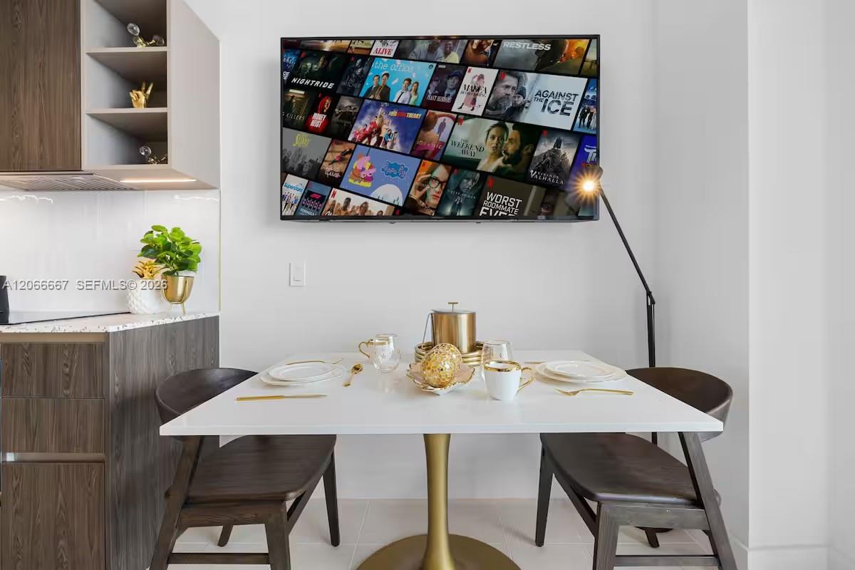 601 NE 1 Ave # 4912 Unit: PH-4912