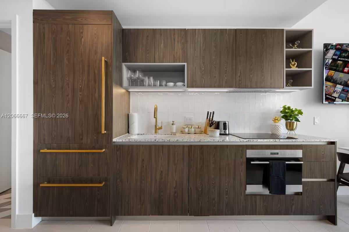 601 NE 1 Ave # 4912 Unit: PH-4912