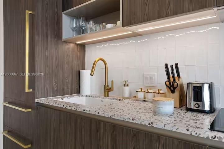 601 NE 1 Ave # 4912 Unit: PH-4912