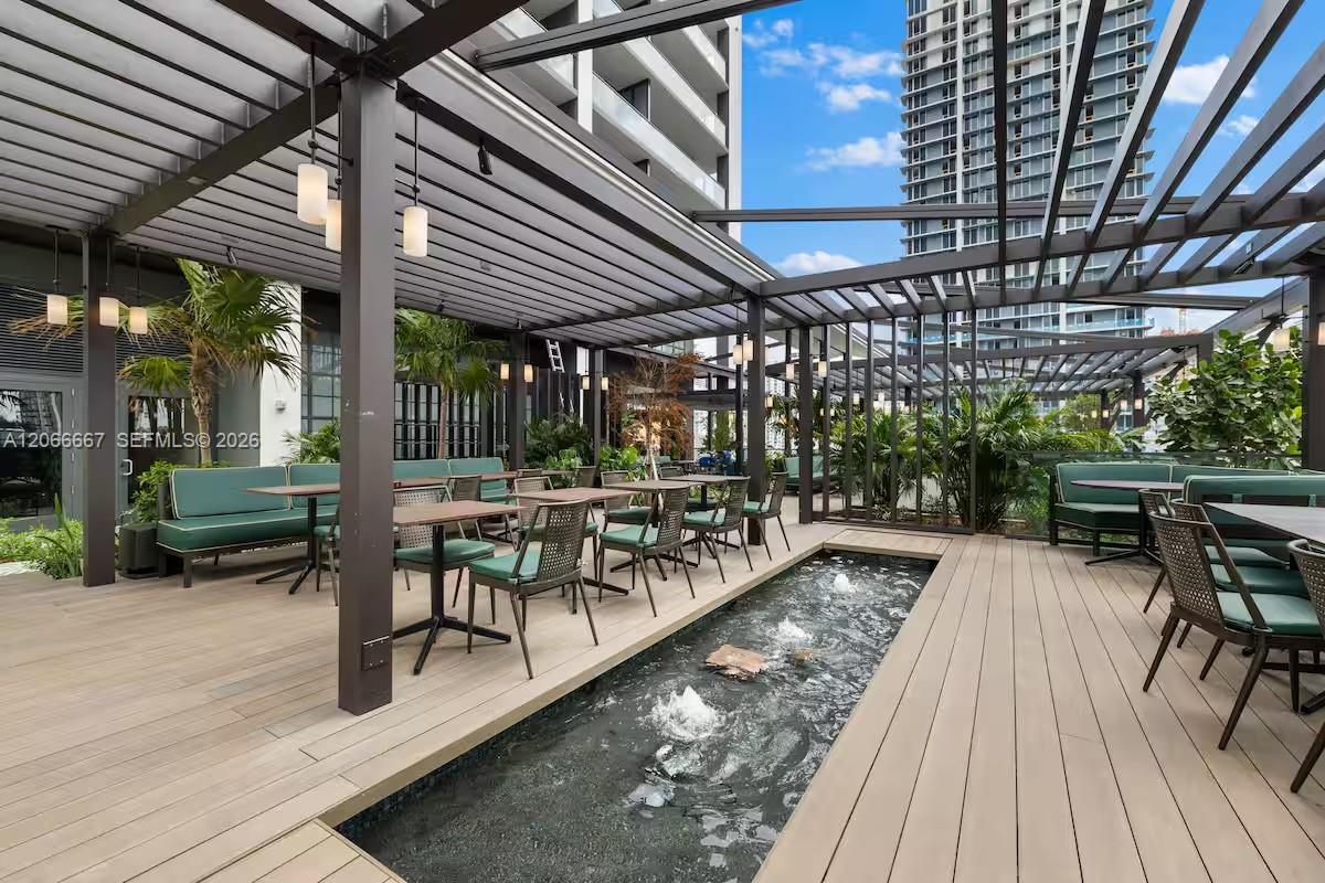 601 NE 1 Ave # 4912 Unit: PH-4912