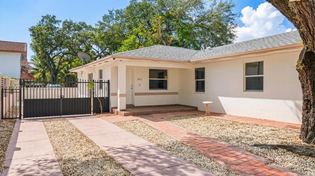 3072 NW 14th St REAR