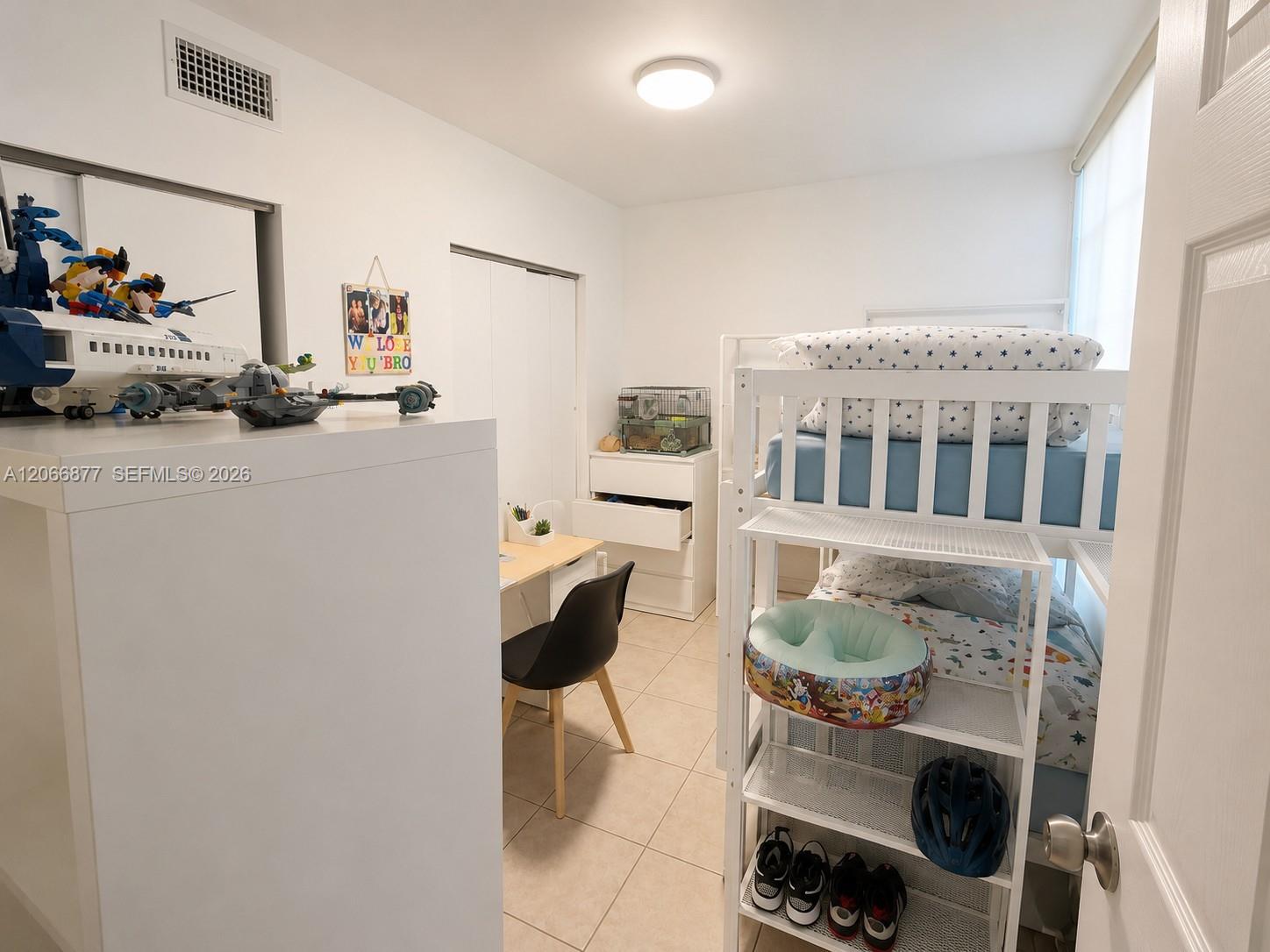 290 Sunrise Dr Unit: 2-E