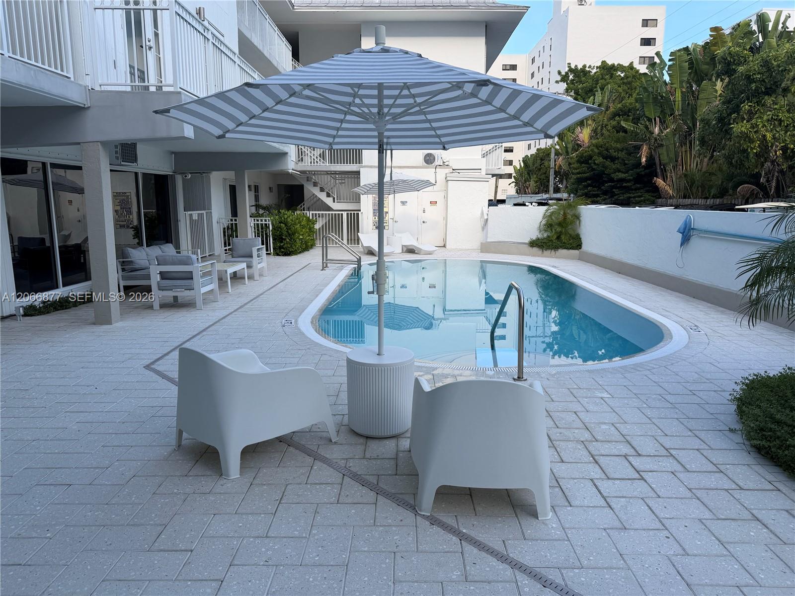 290 Sunrise Dr Unit: 2-E