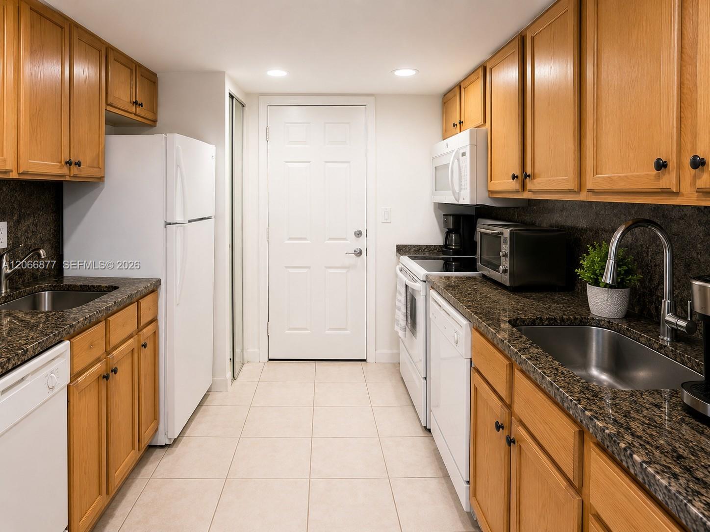 290 Sunrise Dr Unit: 2-E