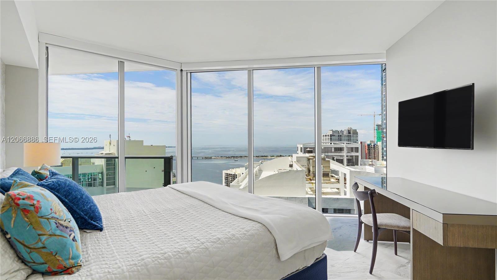 1300 Brickell Bay Dr # 3102