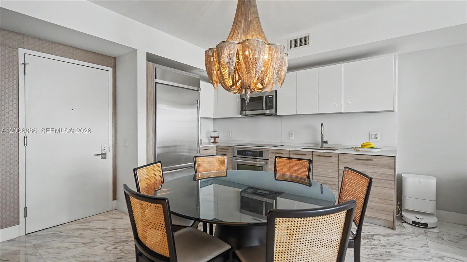 1300 Brickell Bay Dr # 3102