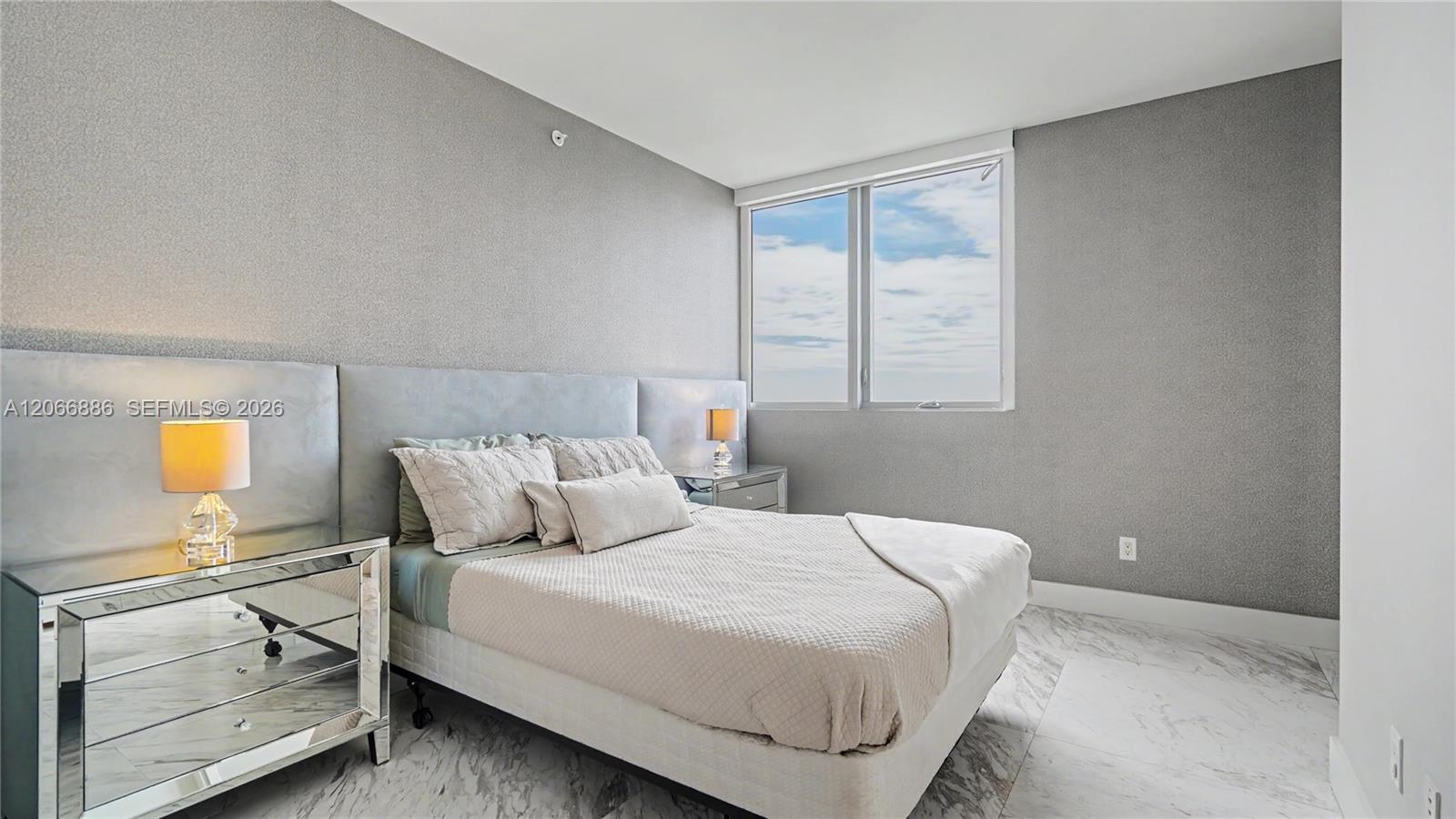 1300 Brickell Bay Dr # 3102