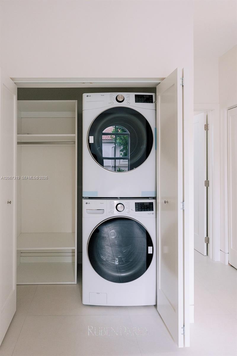 8167 NW 108th Ct Unit: .